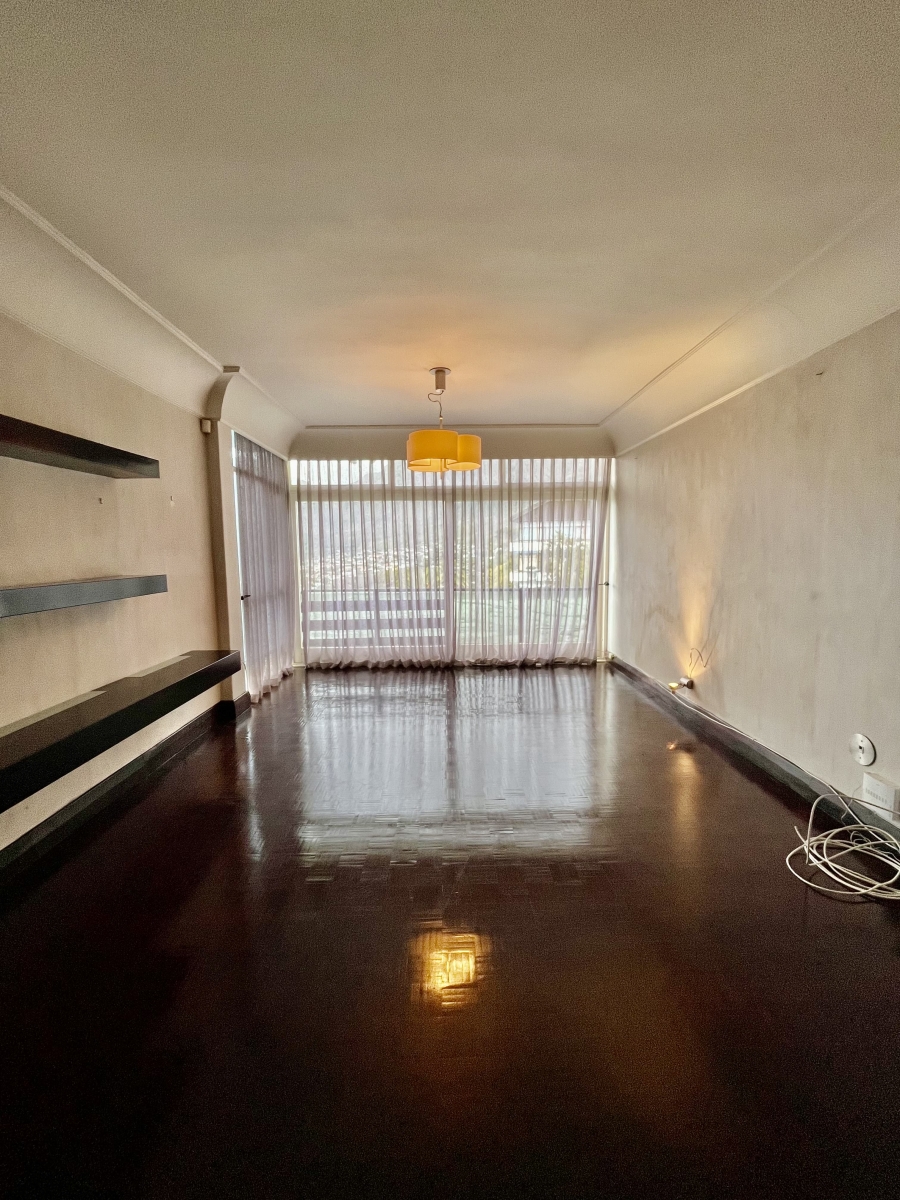 1 Bedroom Property for Sale in Tamboerskloof Western Cape